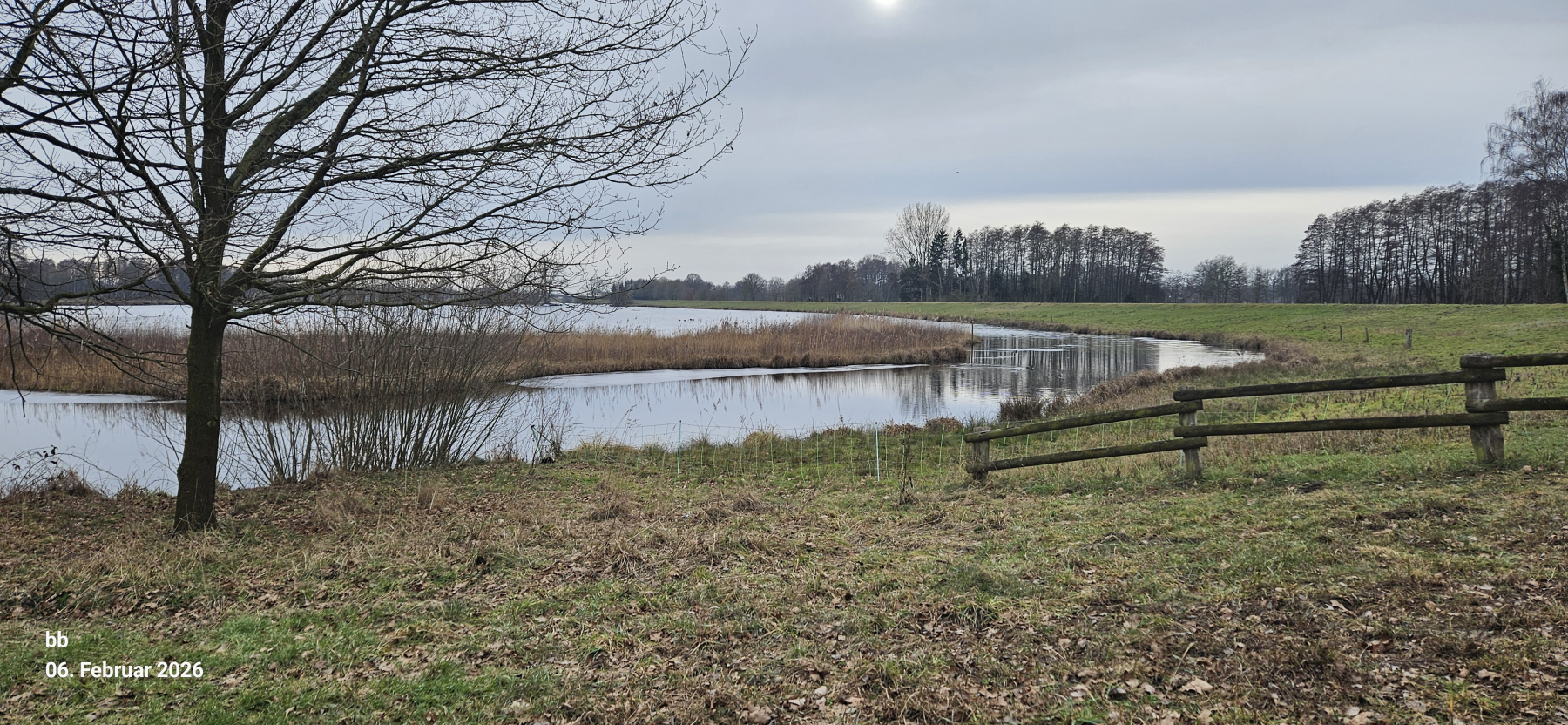Wanderung am „Naturschutzgebiet (NSG) Steinhorster Becken“ mit anschließender Einkehr.
